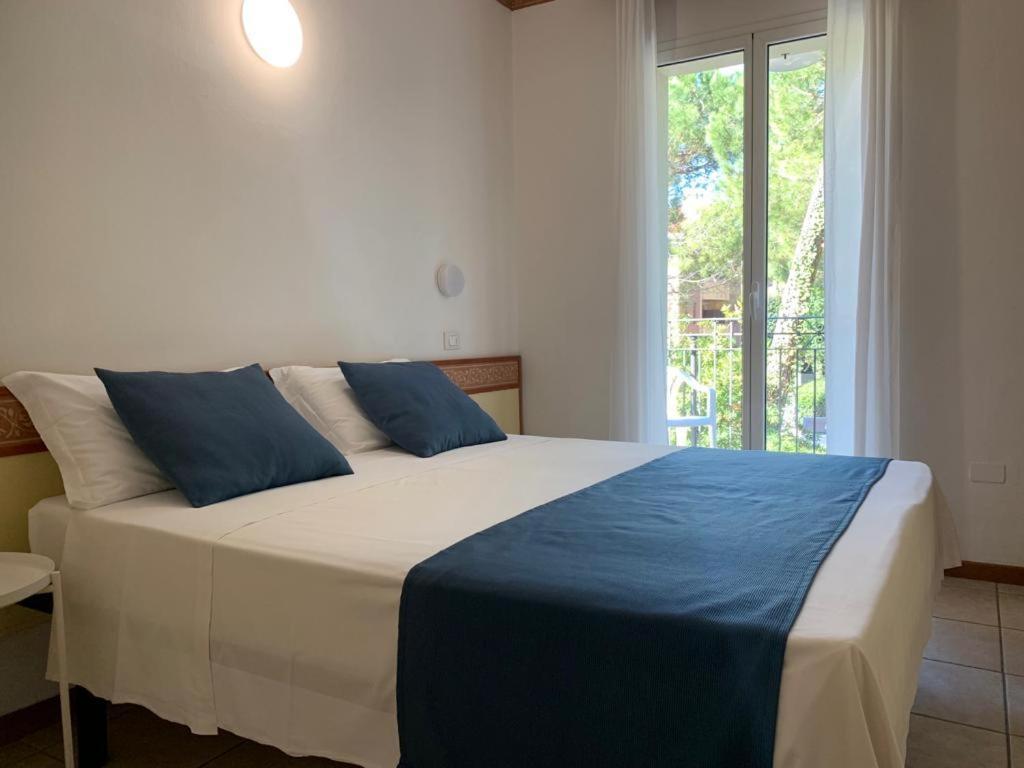 Hotel B&B Des Bains Milano Marittima Buitenkant foto